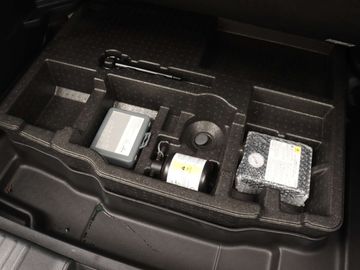 Car image 41