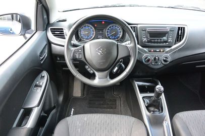 Car image 15