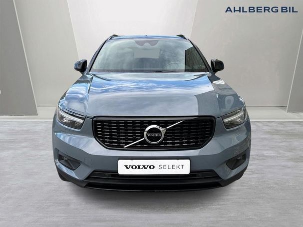 Volvo XC40 Recharge R T4 Design 157 kW image number 2