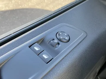 Car image 50