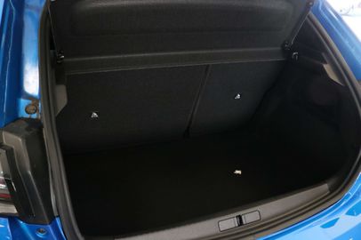 Car image 38