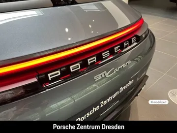 Car image 32