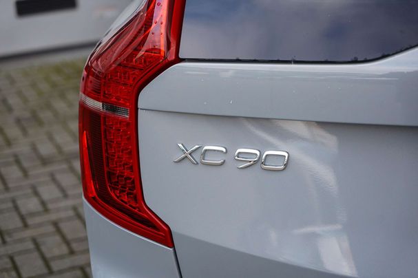 Volvo XC90 T8 AWD 335 kW image number 8