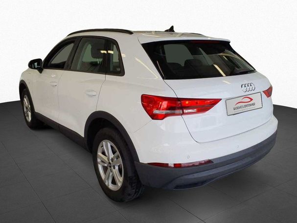 Audi Q3 45 TFSIe 180 kW image number 3