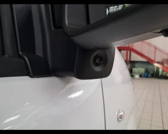 Car image 36