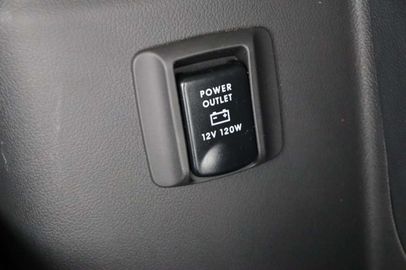 Car image 37