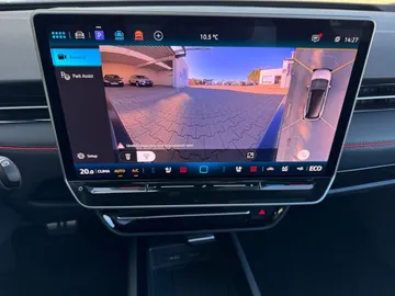Car image 31