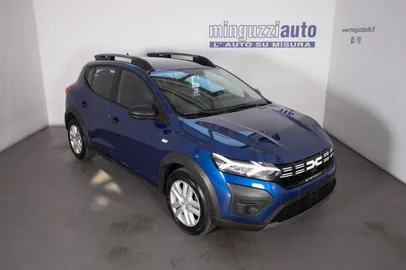 Car image 2