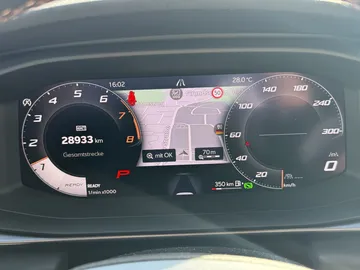 Car image 47