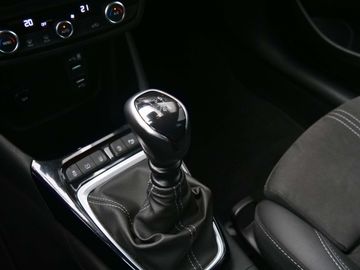 Car image 33