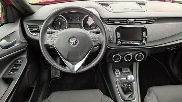 Alfa Romeo Giulietta 1.4 TB 16V Super 88 kW image number 8