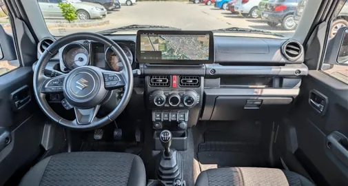 Car image 5