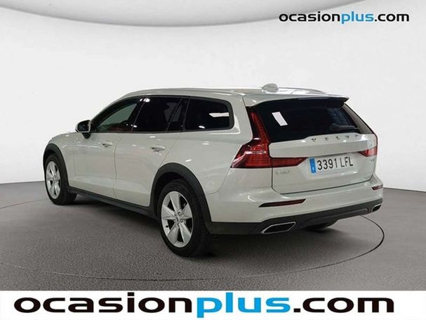 Volvo V60 Cross Country D4 AWD 140 kW image number 3