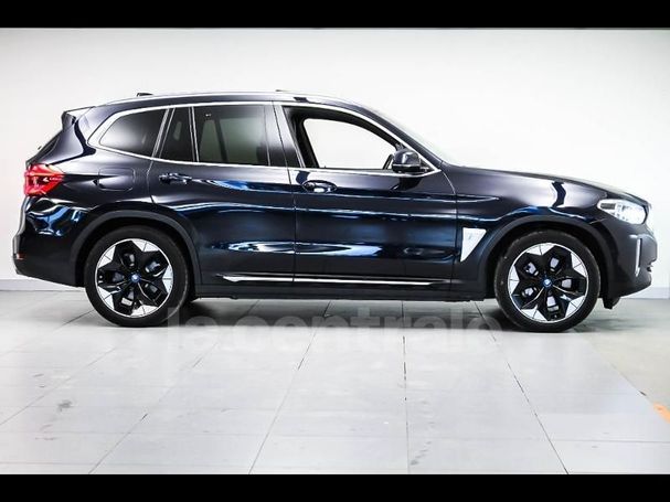 BMW iX3 M Sport Impressive 80 kWh 210 kW image number 3