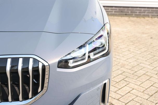 BMW 220i Active Tourer 115 kW image number 7