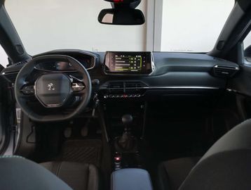 Car image 23