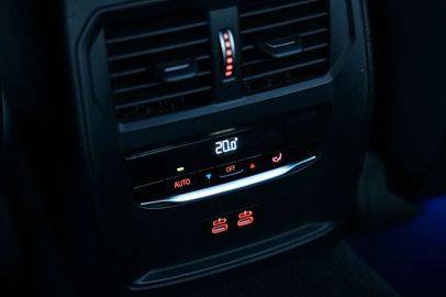 Car image 38