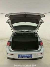 Car image 36