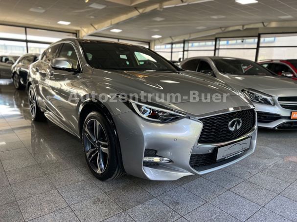 Infiniti Q30 90 kW image number 2