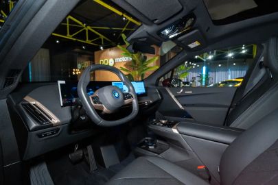 Car image 29