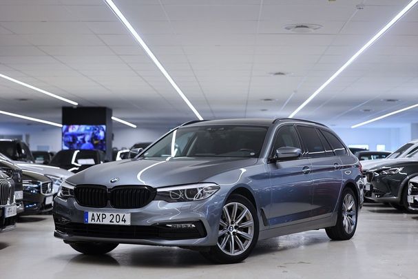 BMW 520d Touring Sport Line 140 kW image number 1