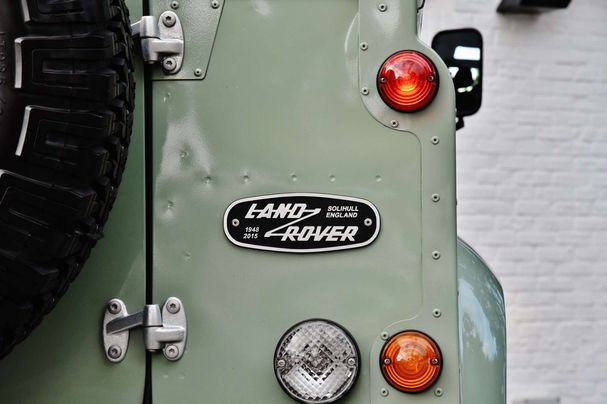 Land Rover Defender 90 90 kW image number 17