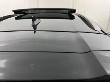 Car image 35