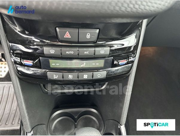 Peugeot 2008 BlueHDi 120 EAT6 S&S Crossway 88 kW image number 18