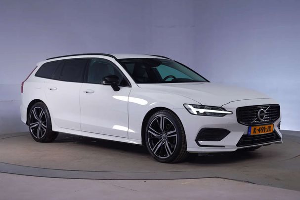 Volvo V60 B3 Momentum 120 kW image number 35