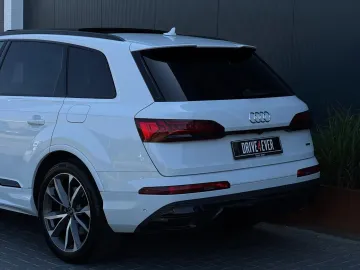 Car image 39