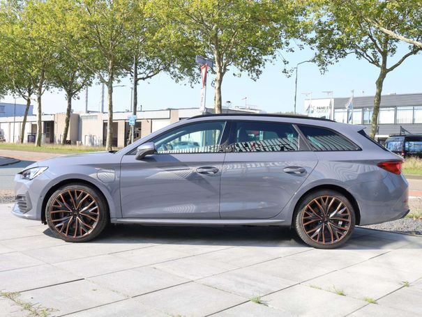 Cupra Leon ST e-Hybrid 180 kW image number 7