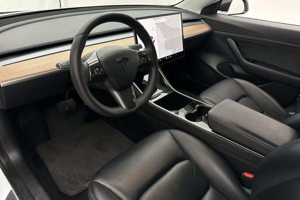 Tesla Model 3 Plus 190 kW image number 11