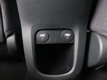 Car image 37