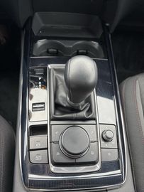 Car image 24