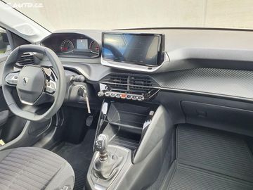 Car image 15