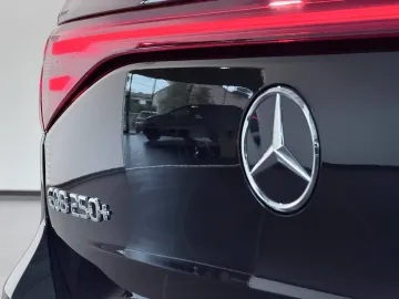 Car image 35