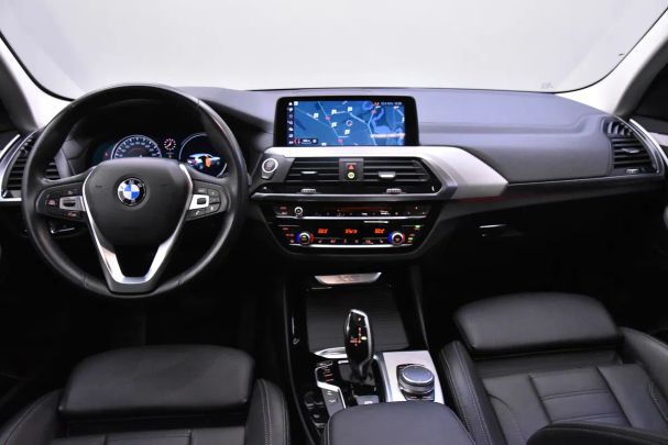 BMW X3 xDrive 135 kW image number 9