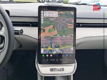 Car image 20
