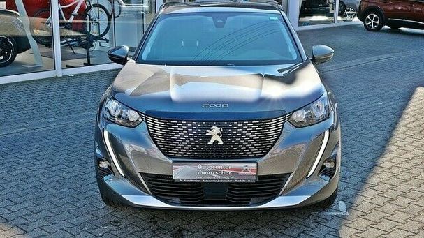 Peugeot 2008 PureTech 130 Allure 96 kW image number 4