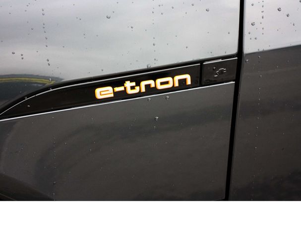 Audi e-tron 50 quattro Sportback Advanced 230 kW image number 3