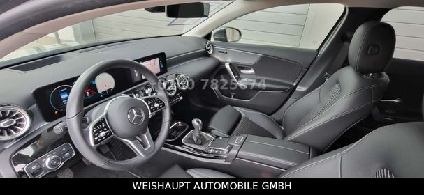 Mercedes-Benz A 200 120 kW image number 14