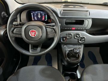 Car image 14