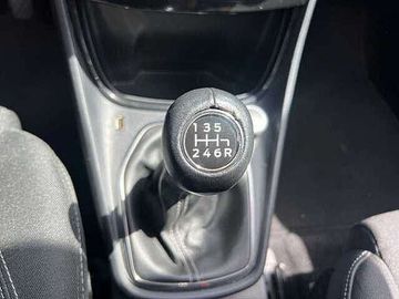 Car image 37