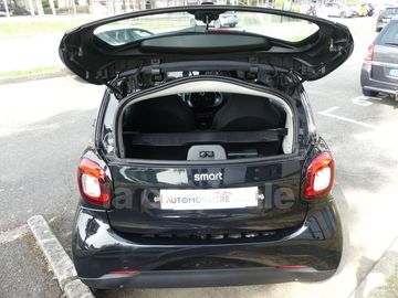 Car image 36