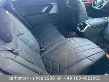Car image 33