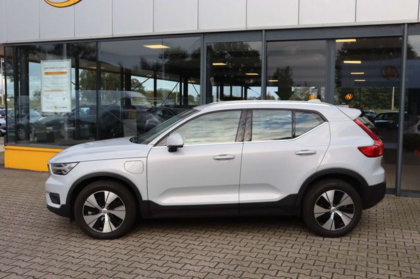 Volvo XC40 Recharge T4 Inscription Expression 155 kW image number 3