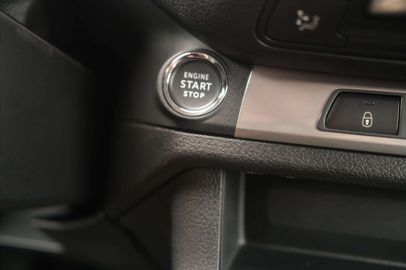 Car image 36