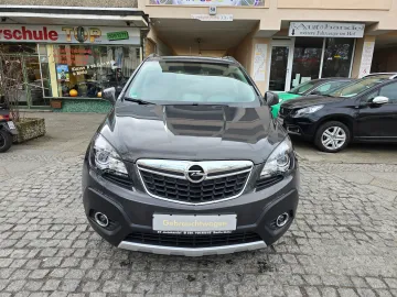 Car image 26