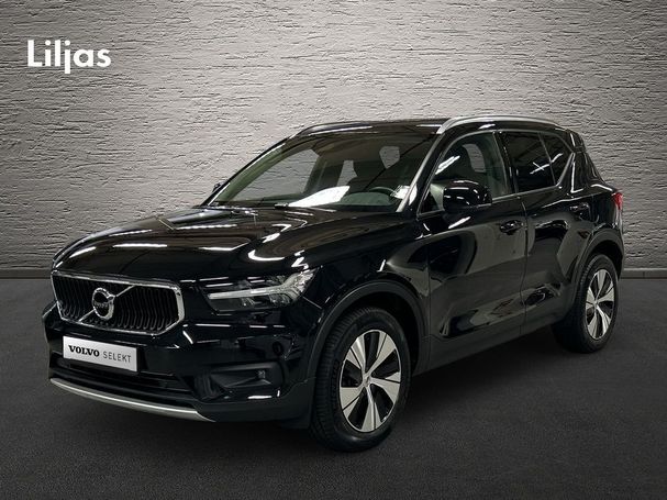 Volvo XC40 B4 Momentum 147 kW image number 1