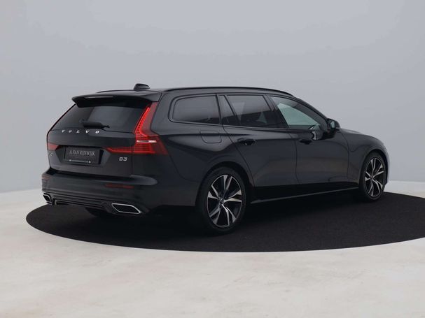 Volvo V60 B3 R Design 120 kW image number 3